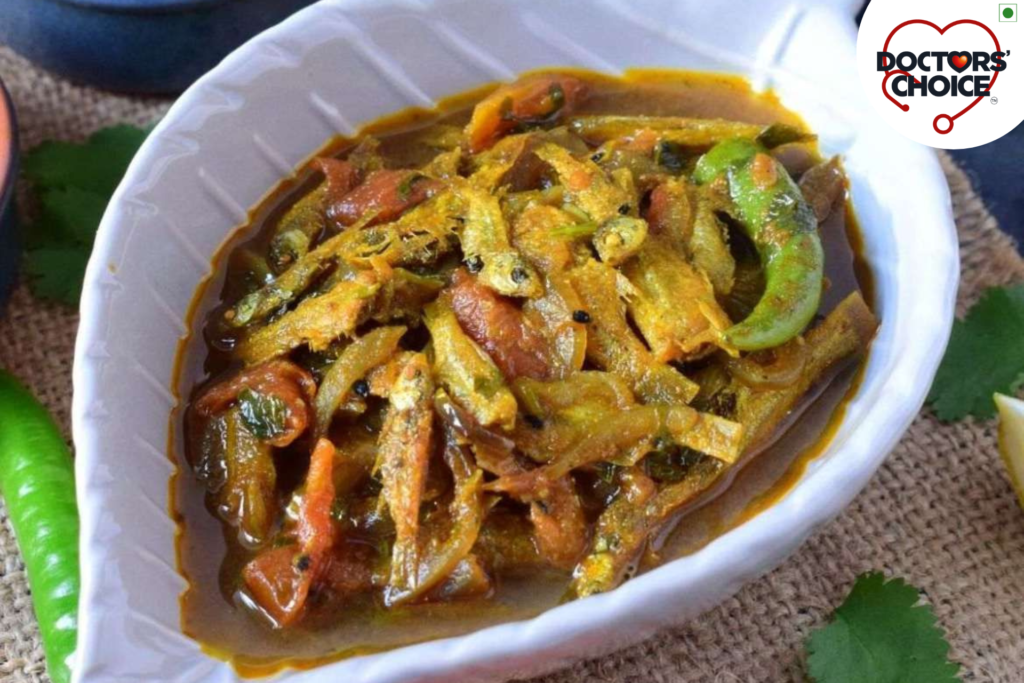 Mourola Fish Recipe with Green Mangoes (MACHH'ER TOK)